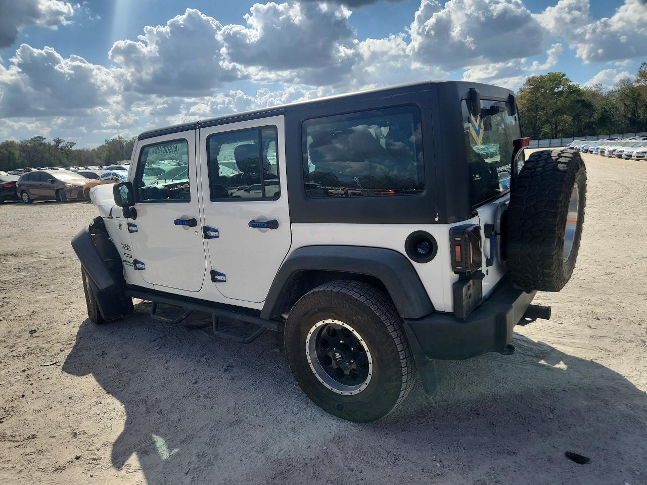 2014 Jeep Wrangler Unlimited Sport - Image 2
