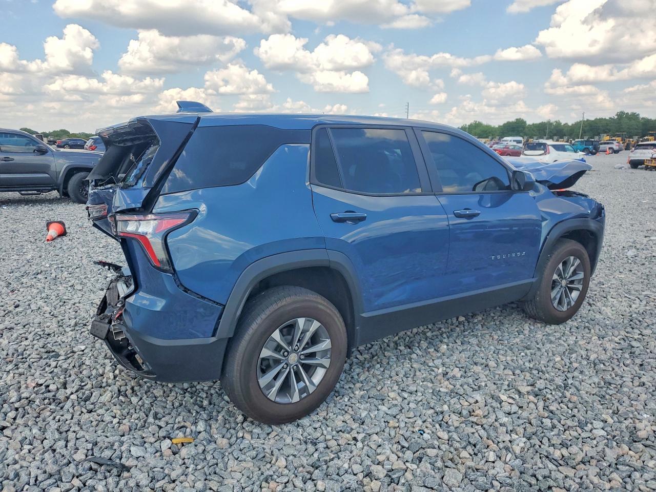 2026 Chevrolet Equinox Lt - Image 3