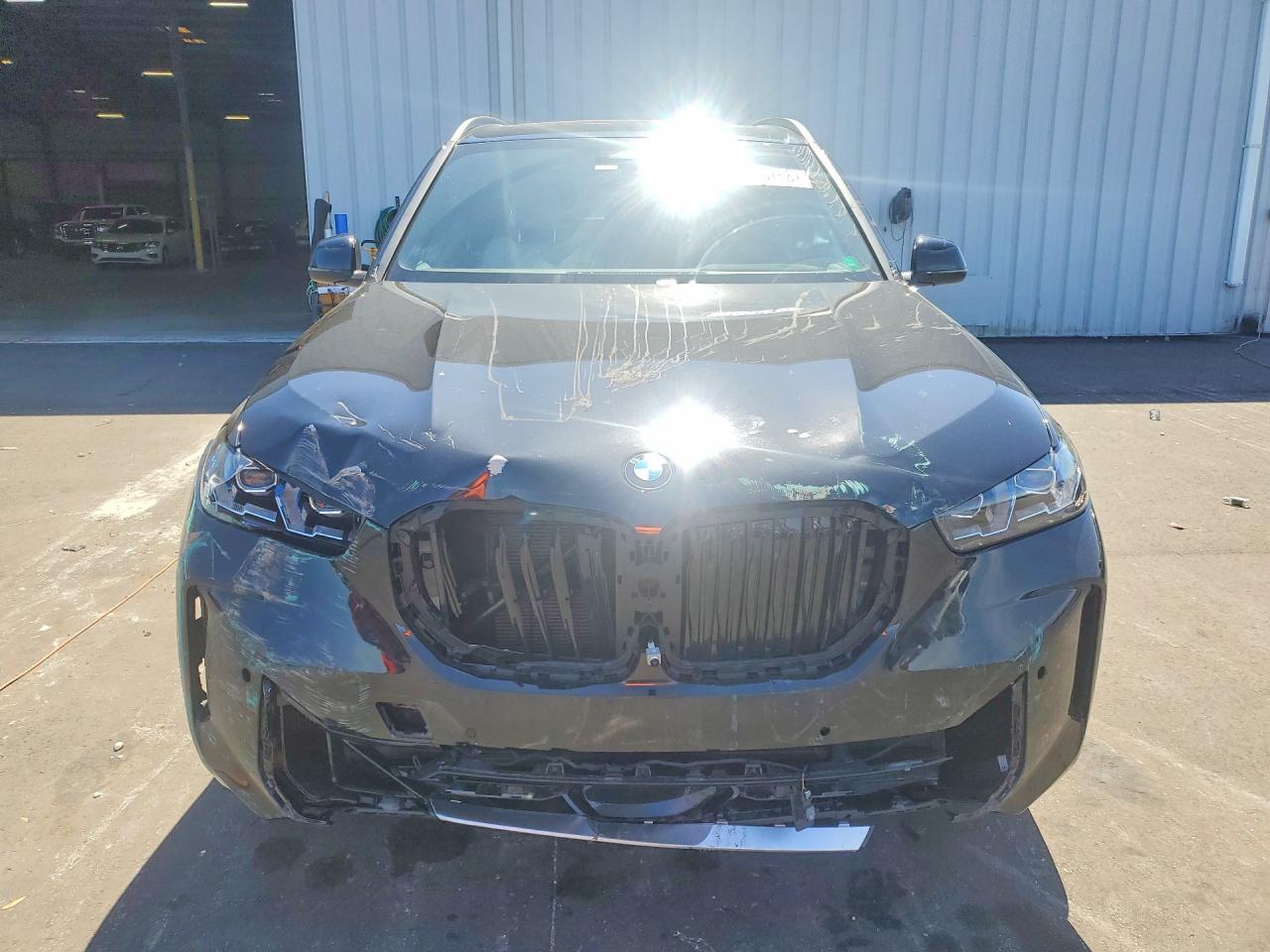 2025 BMW X5 - Фото 5