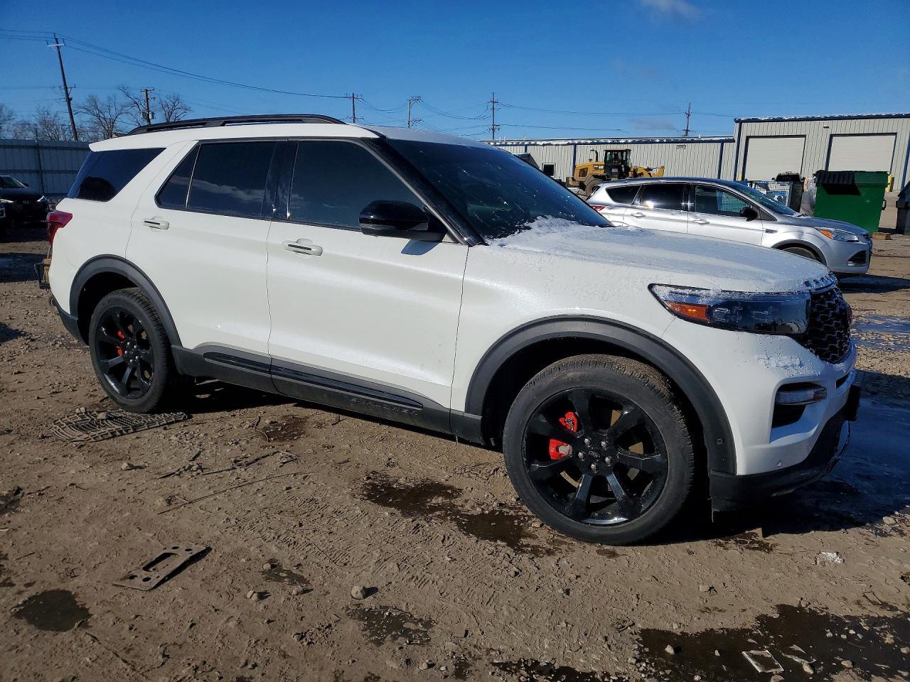 2022 Ford Explorer St - Фото 4