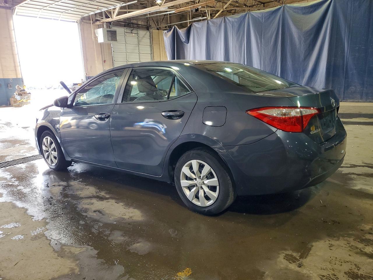 2016 Toyota Corolla Le - Фото 2
