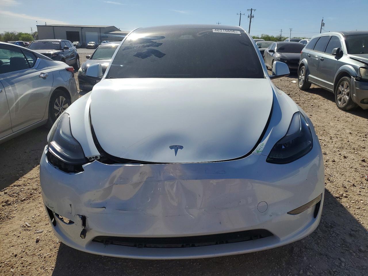 2024 Tesla Model Y - Фото 5