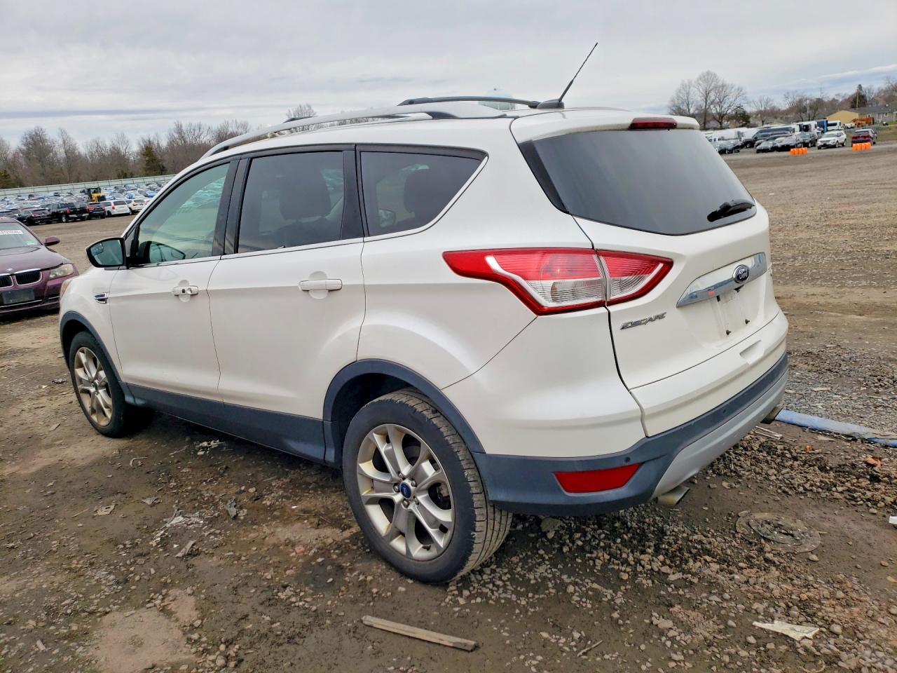 2014 Ford Escape Titanium - Фото 2