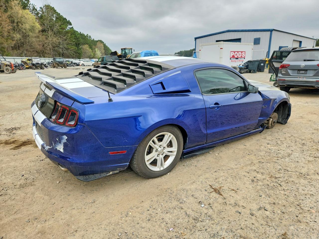 2013 Ford Mustang - Image 3
