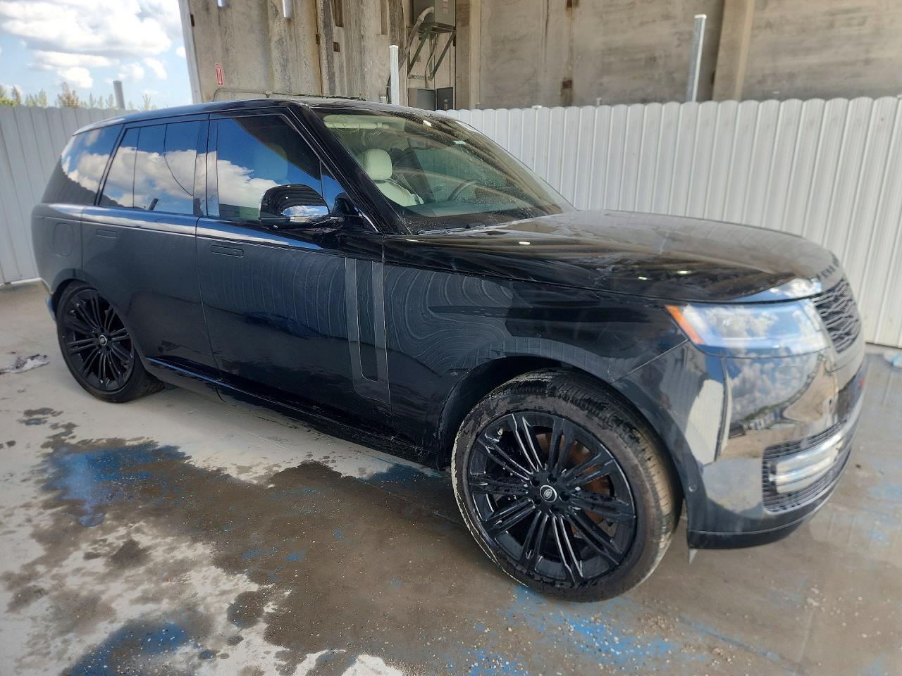 2025 Land Rover Range Rover Se - Фото 4