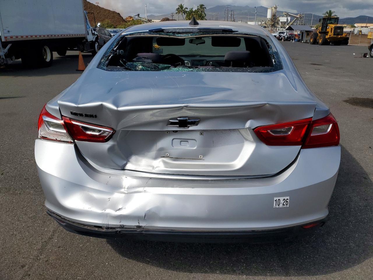 2018 Chevrolet Malibu Ls - Image 6