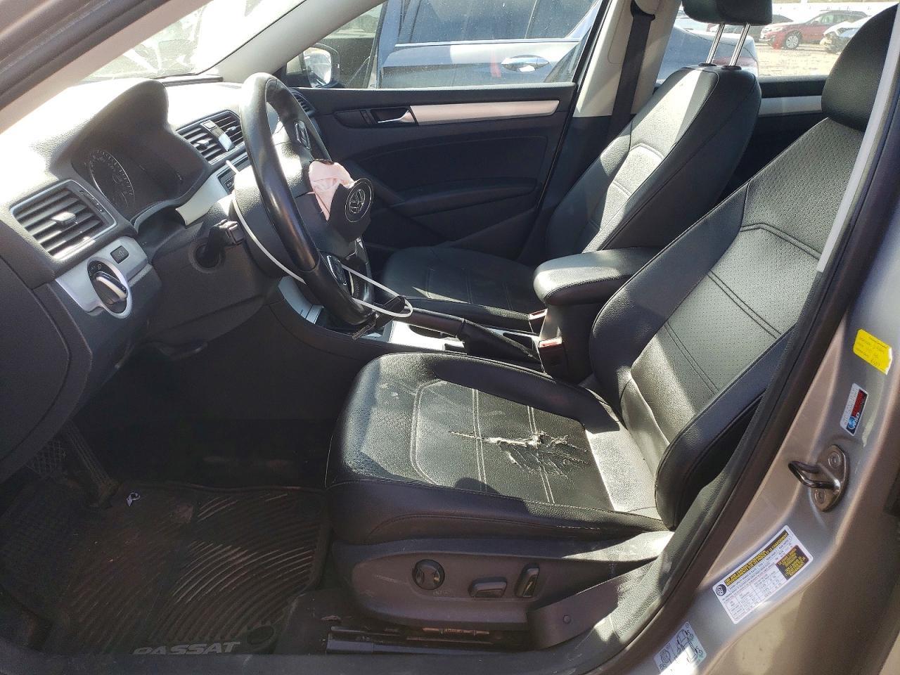 2013 Volkswagen Passat Se - Фото 7