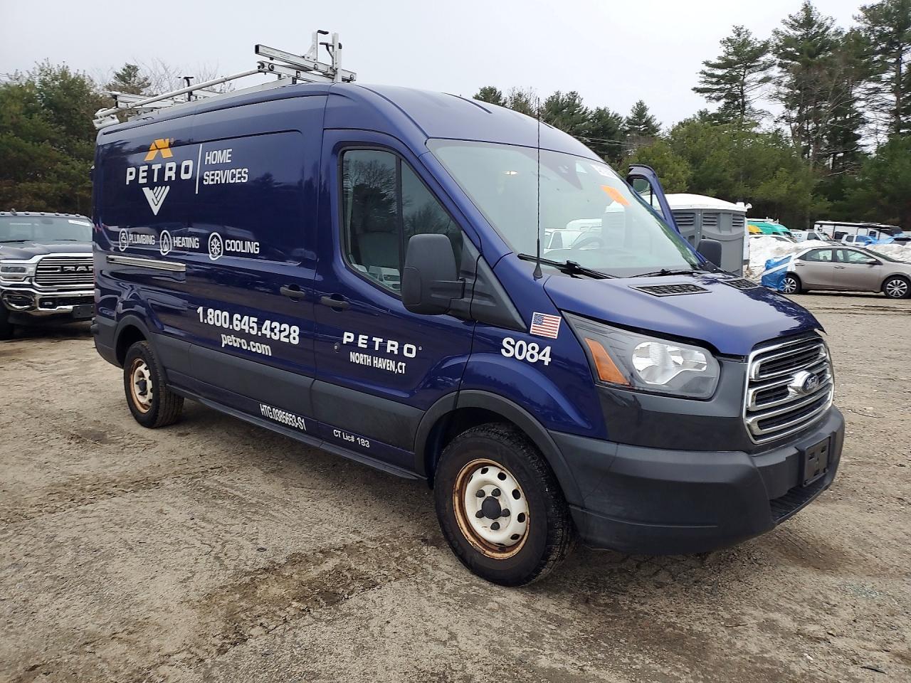 2019 Ford Transit 250 Utility / Service Van - Image 4