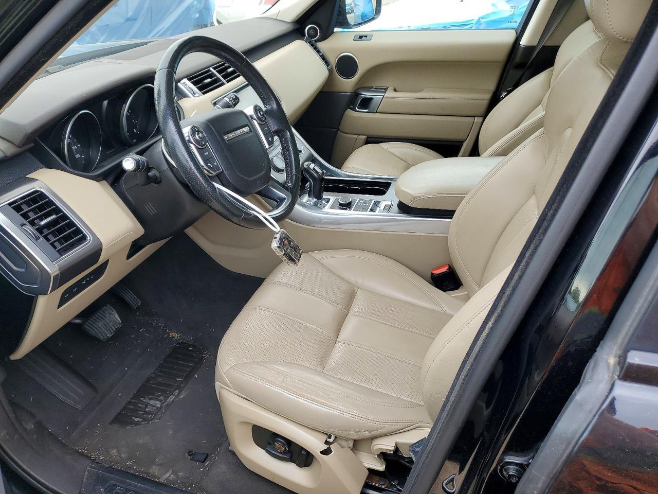 2011 Land Rover Range Rover Sport Lux - Image 7