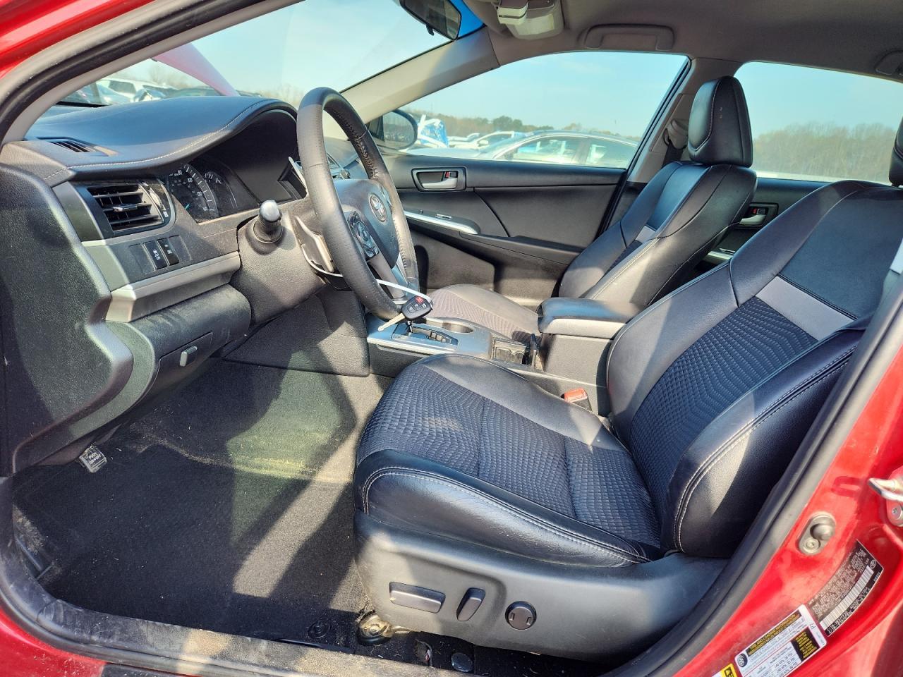 2013 Toyota Camry Se - Фото 7