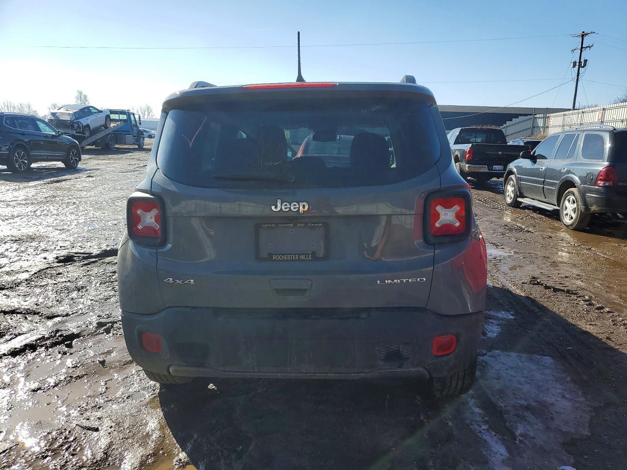 2022 Jeep Renegade Limited - Фото 6