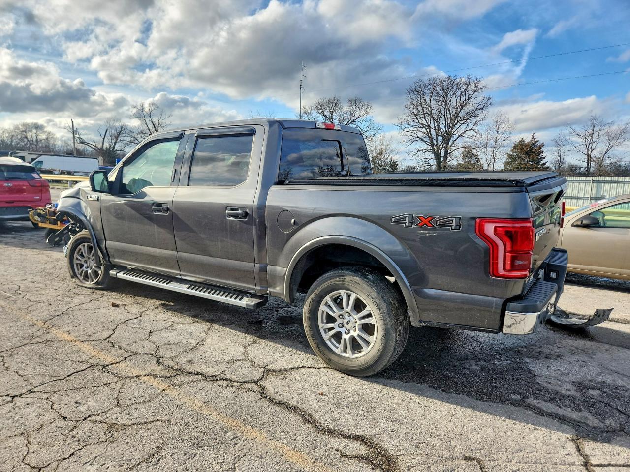 2017 Ford F150 Supercrew - Фото 2
