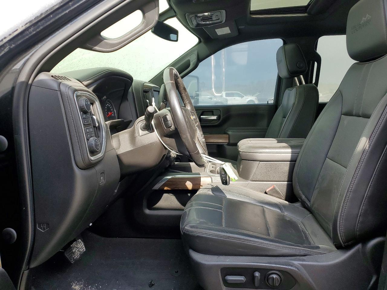 2022 Chevrolet Silverado K2500 High Country - Image 7