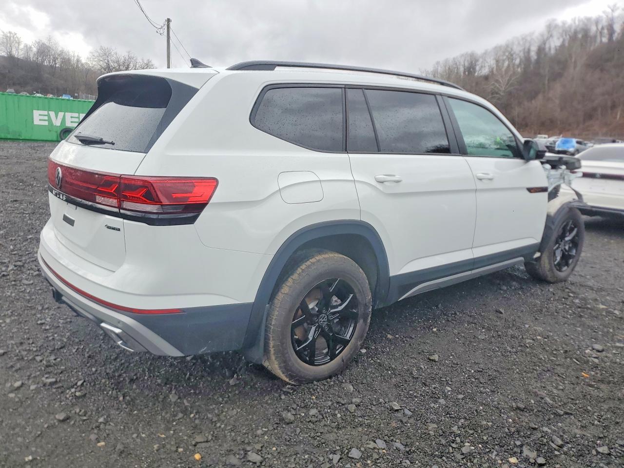 2025 Volkswagen Atlas Peak Edition Se - Фото 3