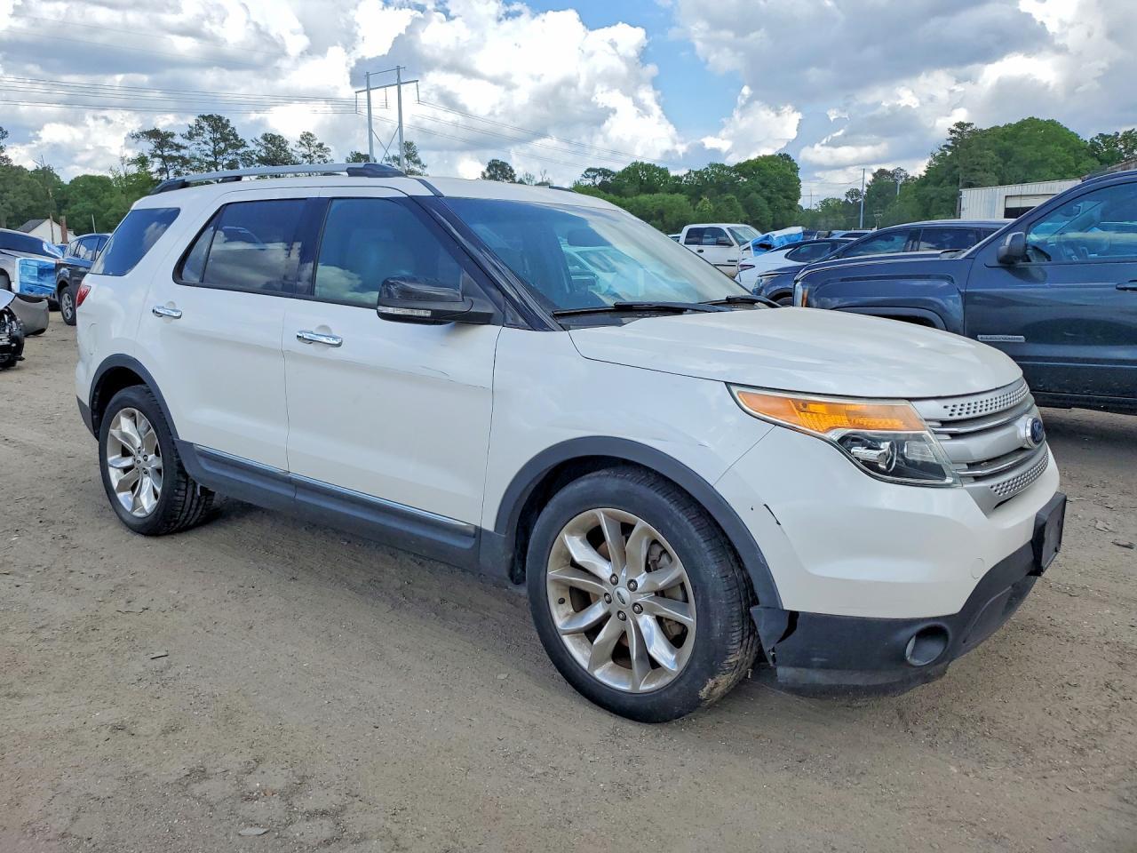 2013 Ford Explorer Xlt - Image 4