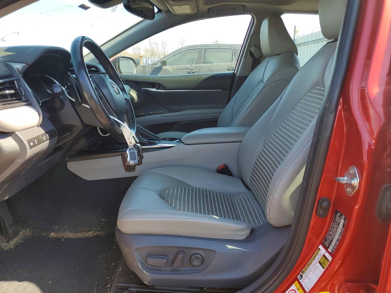 2019 Toyota Camry Se - Image 7
