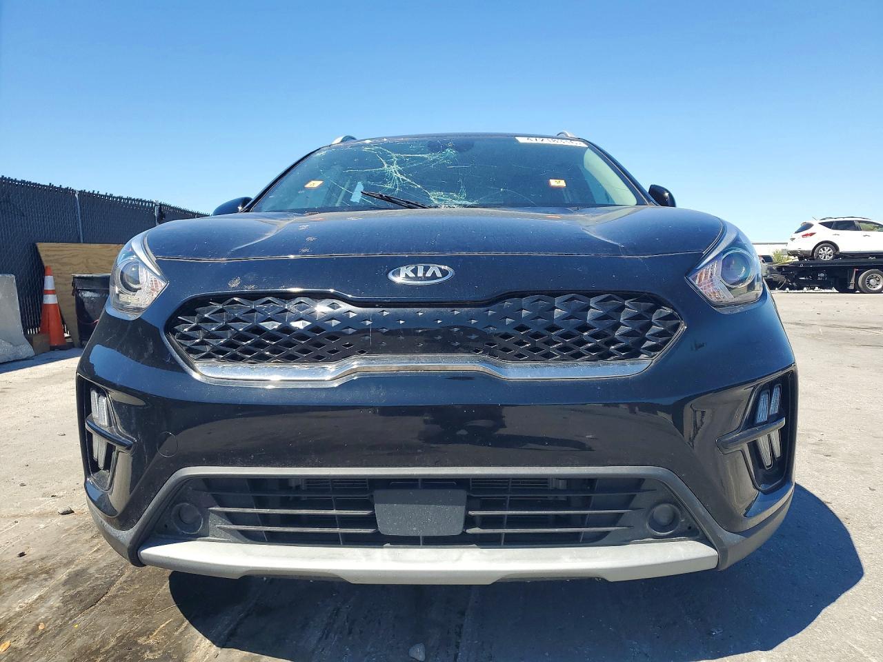 2021 Kia Niro Touring - Фото 5