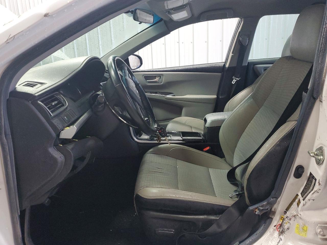 2015 Toyota Camry Le - Image 7