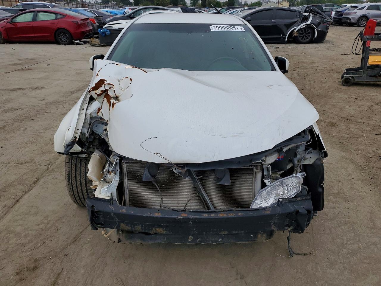 2017 Toyota Camry Se - Фото 5