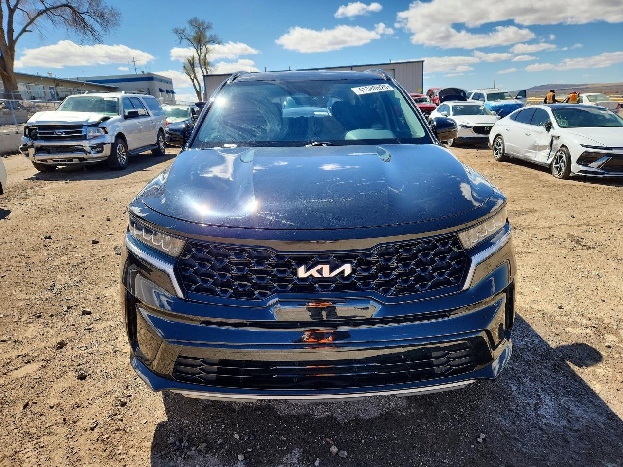 2023 Kia Sorento S - Фото 5