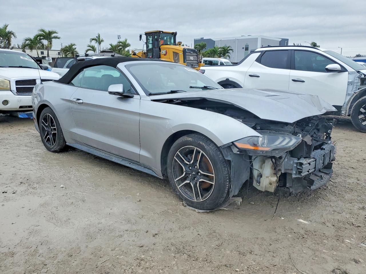2020 Ford Mustang - Фото 4