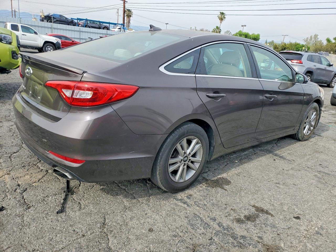 2015 Hyundai Sonata Se - Фото 3