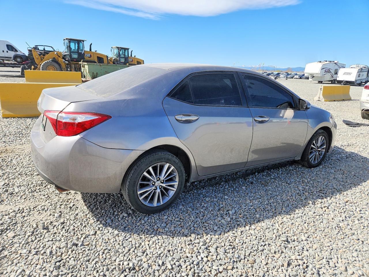 2015 Toyota Corolla Le Plus - Фото 3