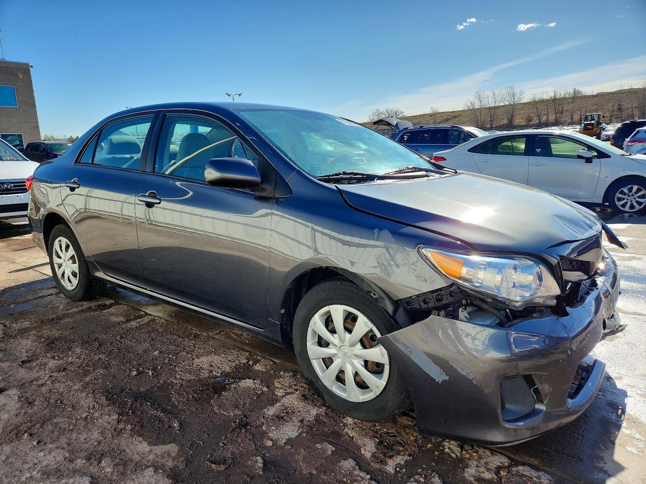 2011 Toyota Corolla Le - Image 4