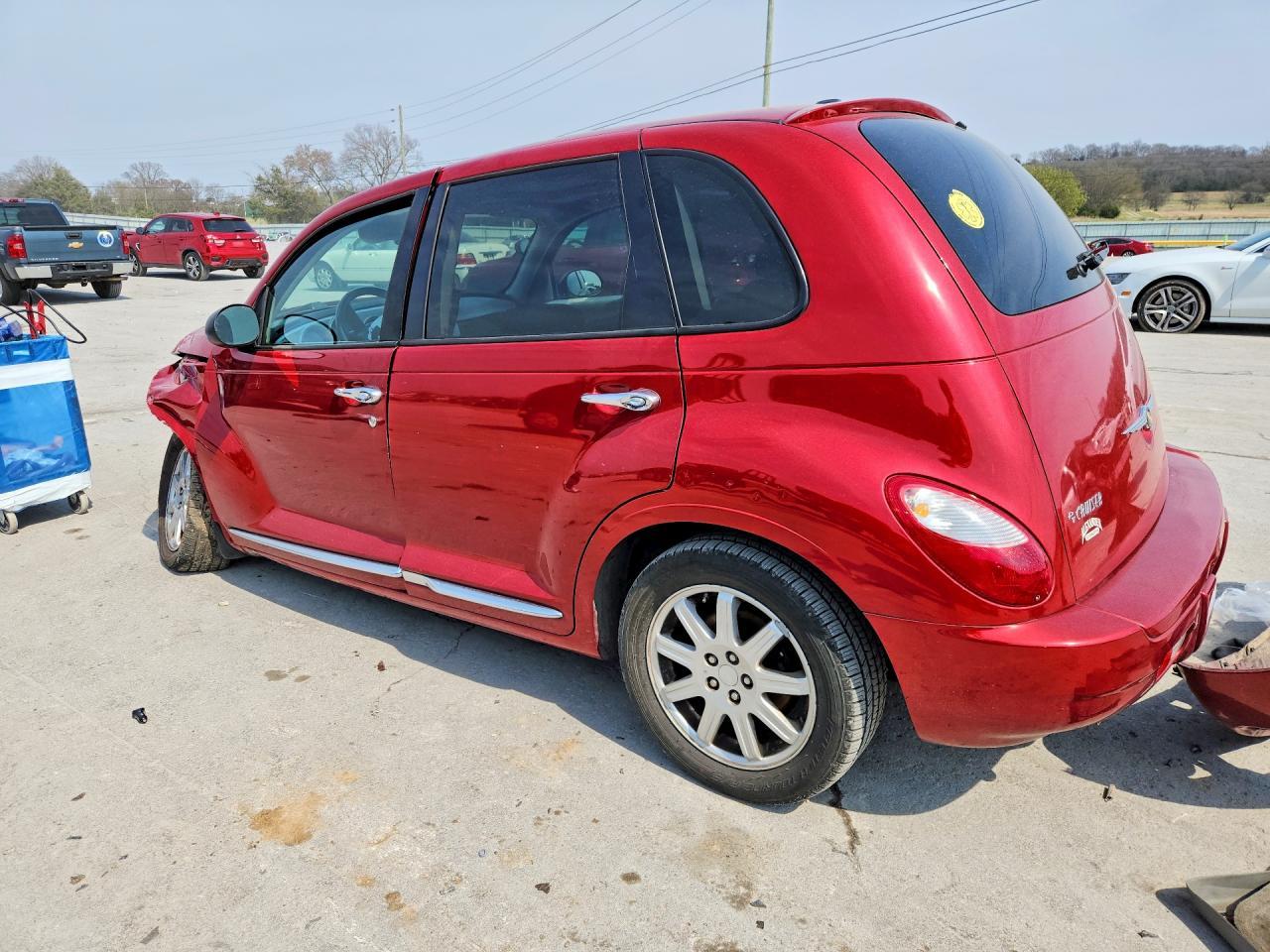 2010 Chrysler Pt Cruiser - Image 2