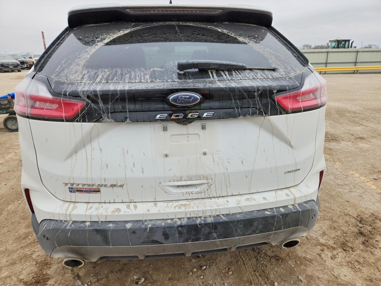 2021 Ford Edge Titanium - Image 6