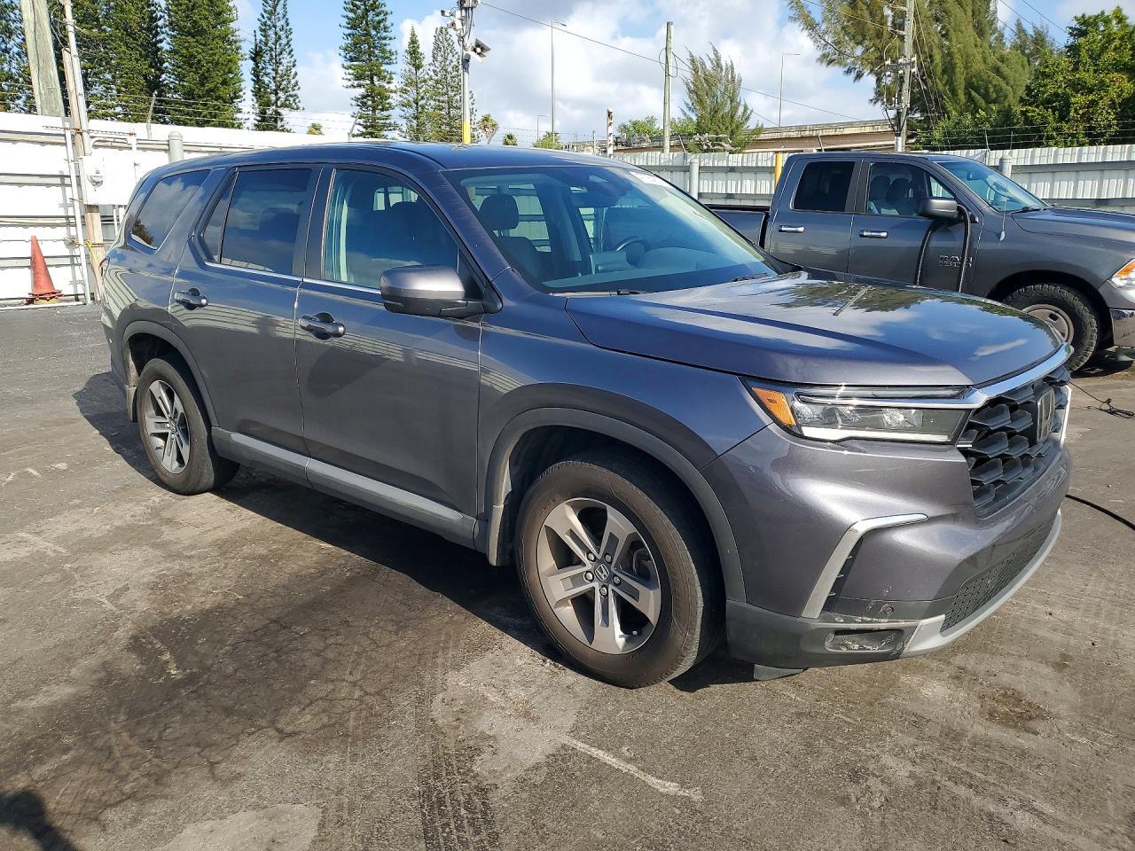 2023 Honda Pilot Exl - Image 4