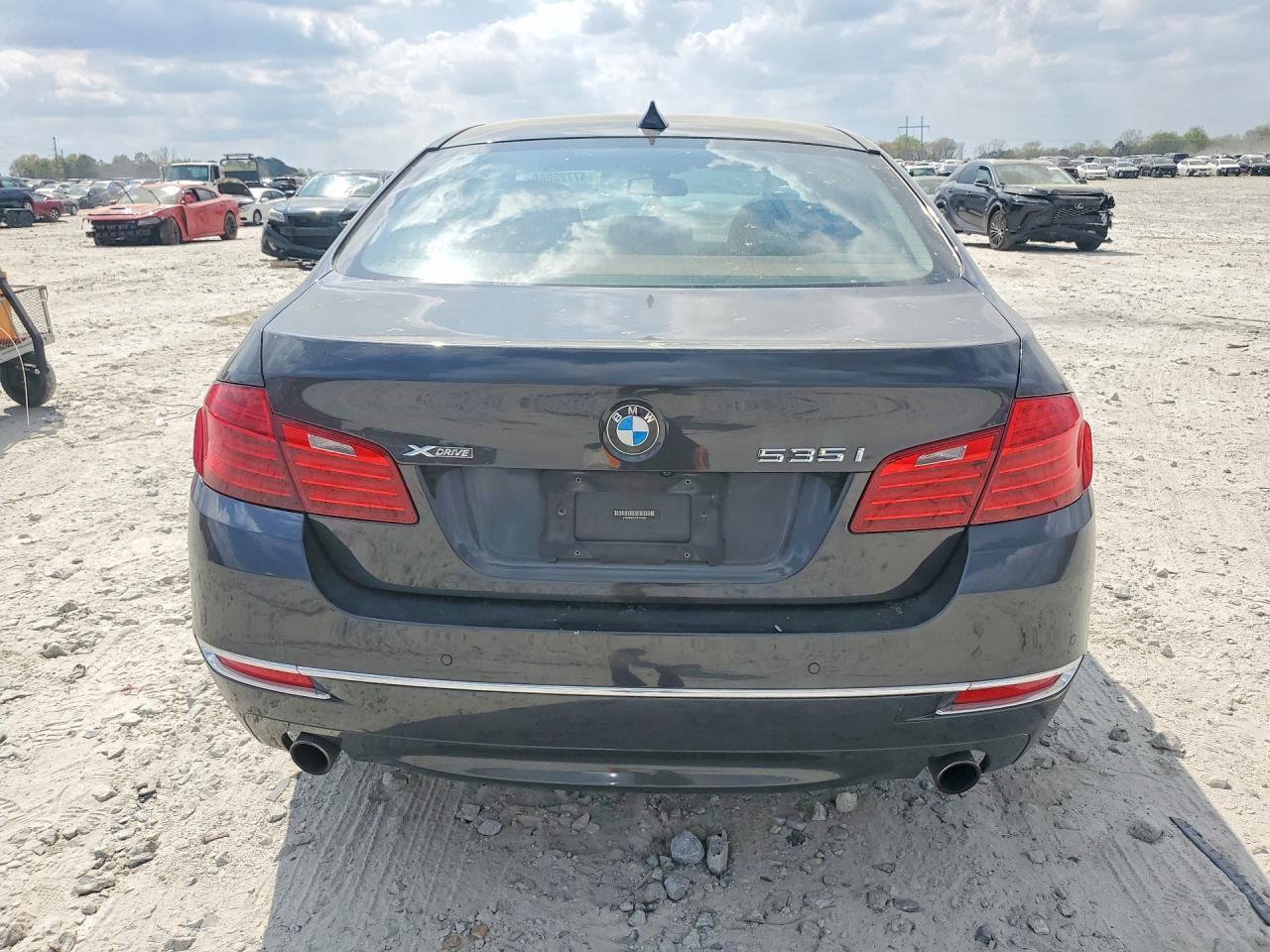 2015 BMW 535 Xi - Image 6