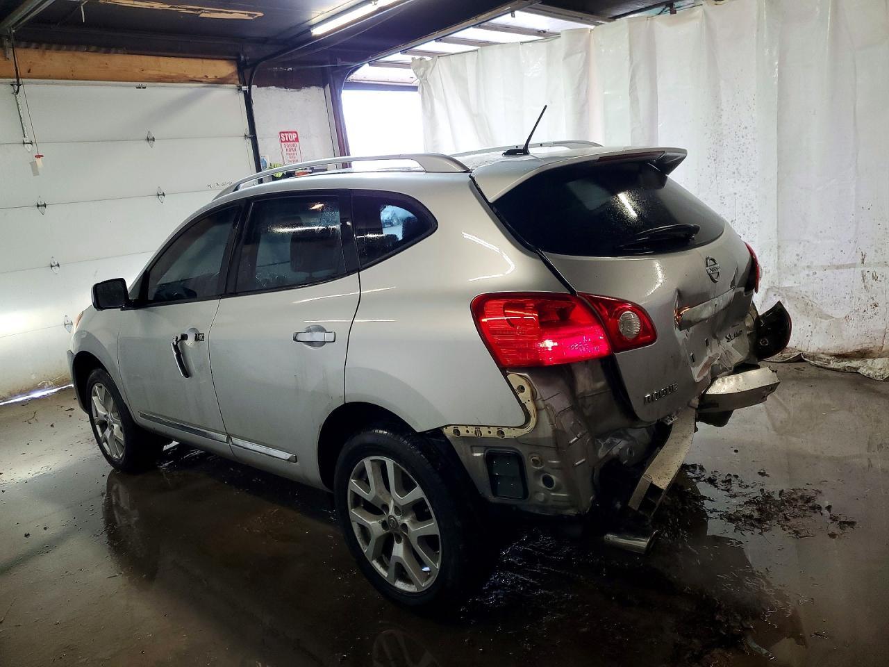 2012 Nissan Rogue S - Фото 2