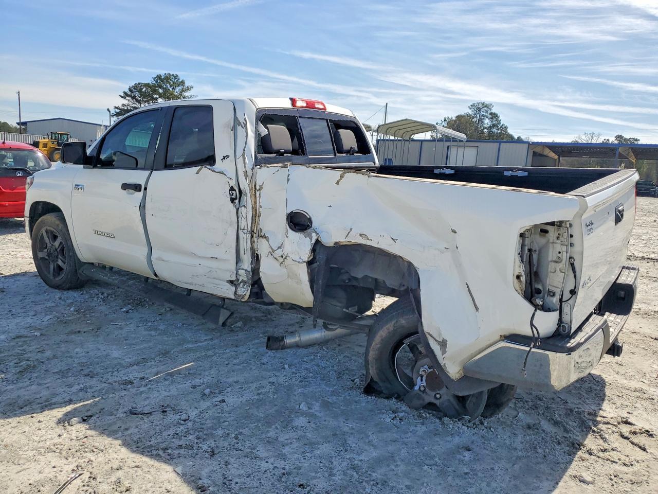 2018 Toyota Tundra Sr5 - Фото 2