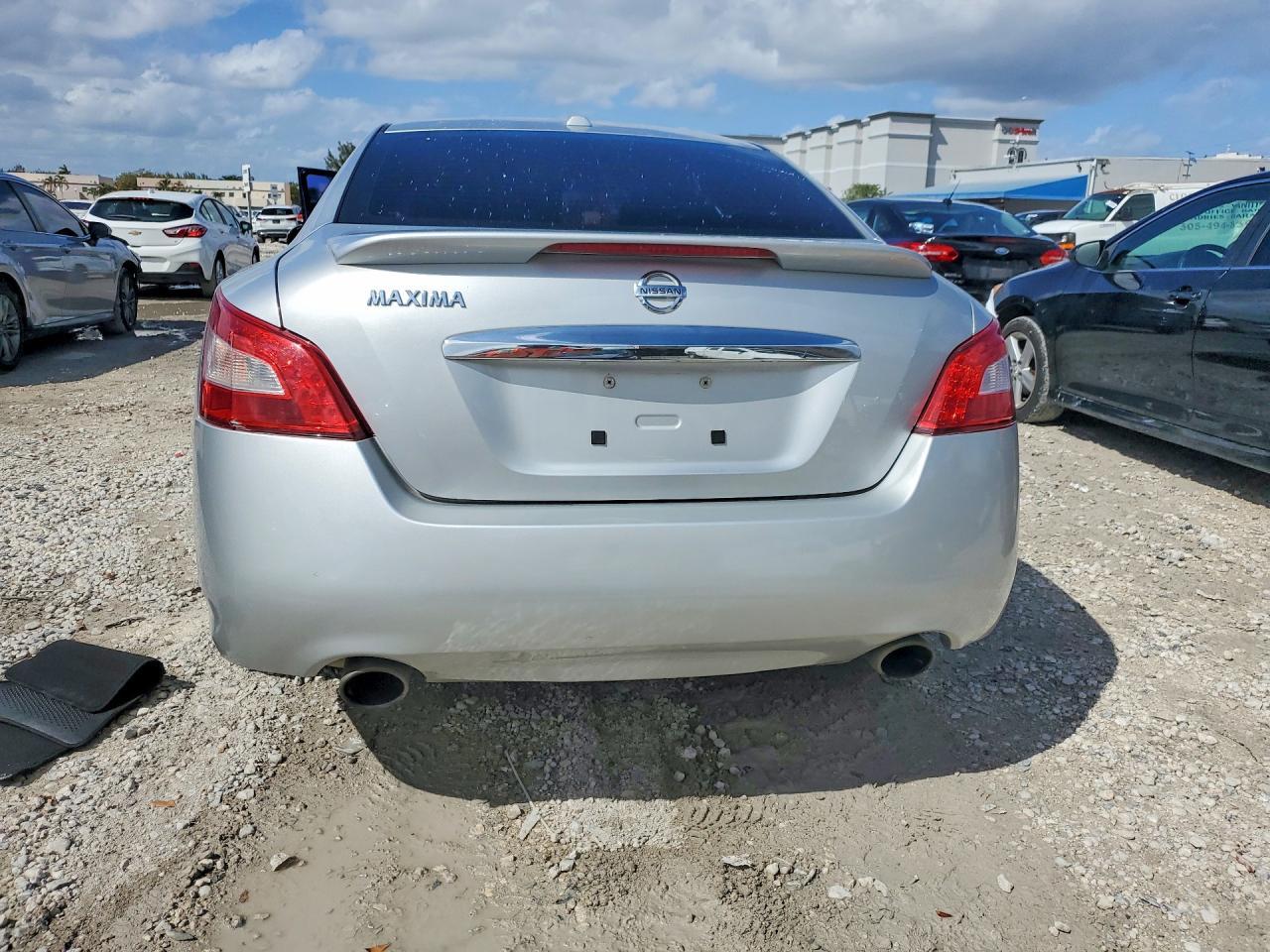 2011 Nissan Maxima 3.5 S - Фото 6