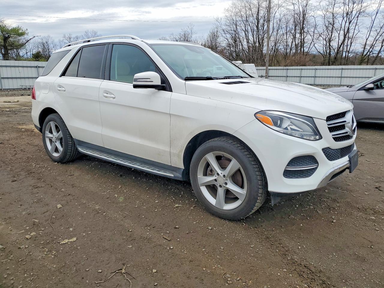 2016 Mercedes-Benz Gle 350 4Matic - Фото 4