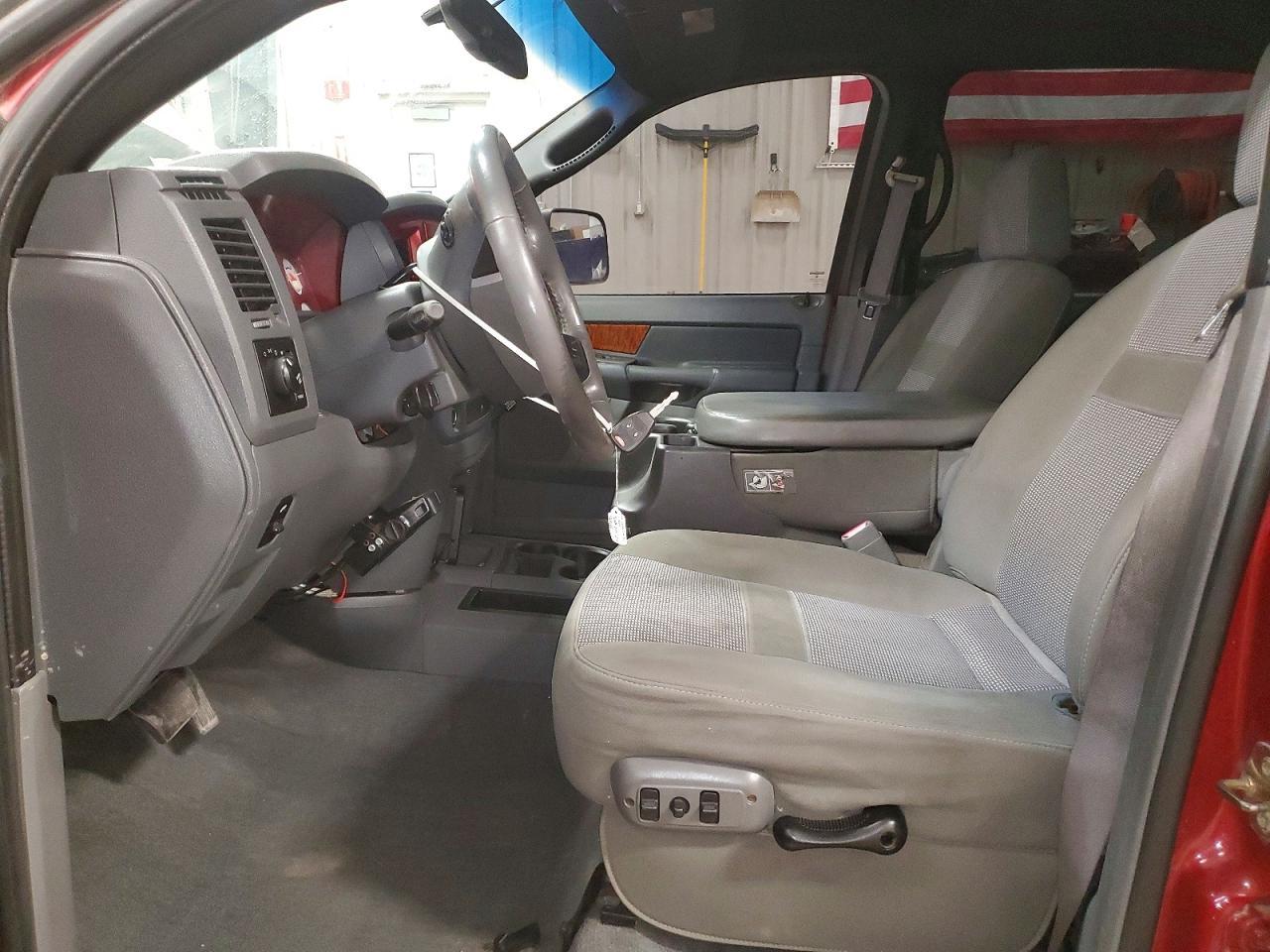 2006 Dodge Ram 1500 - Фото 7