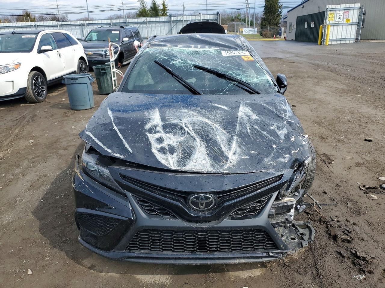 2024 Toyota Camry Se - Фото 5