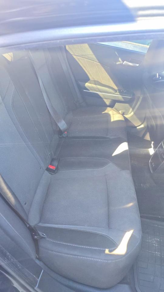 2015 Dodge Charger R - Image 6