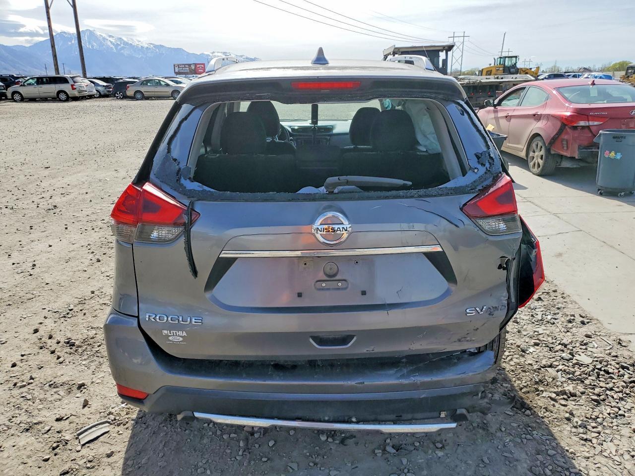 2018 Nissan Rogue Sv - Image 6