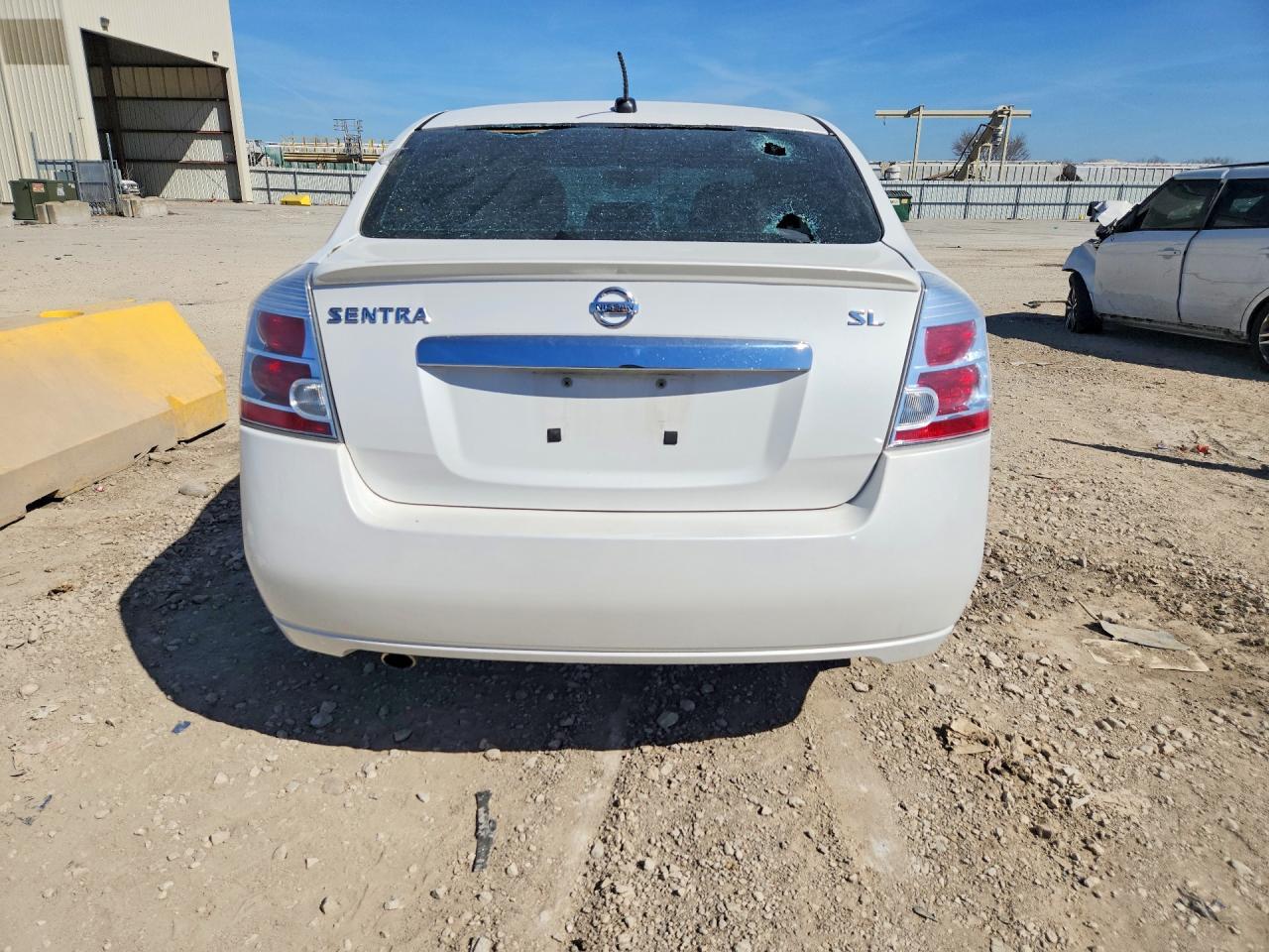 2010 Nissan Sentra 2.0 - Фото 6