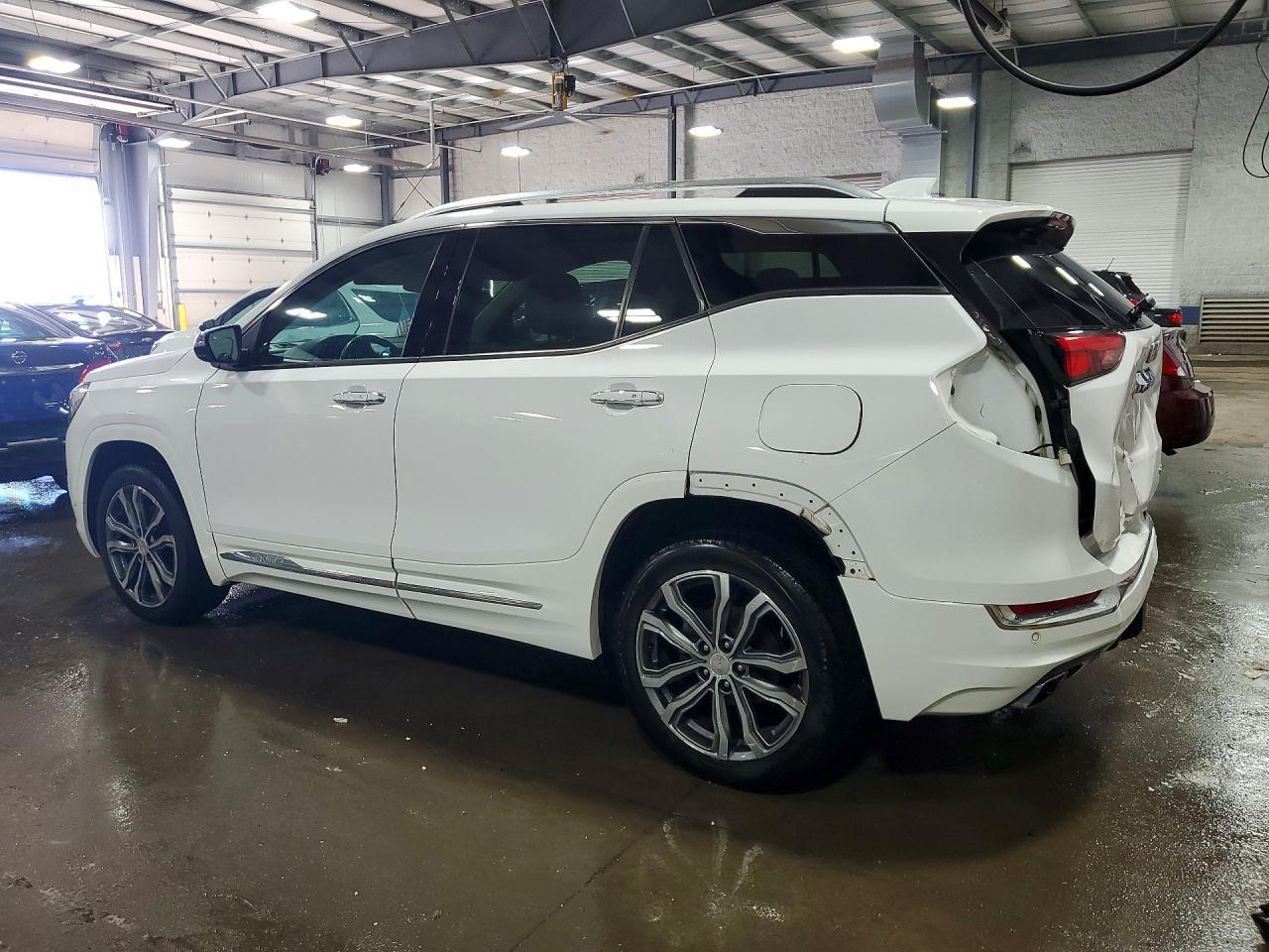 2018 GMC Terrain Denali - Фото 2