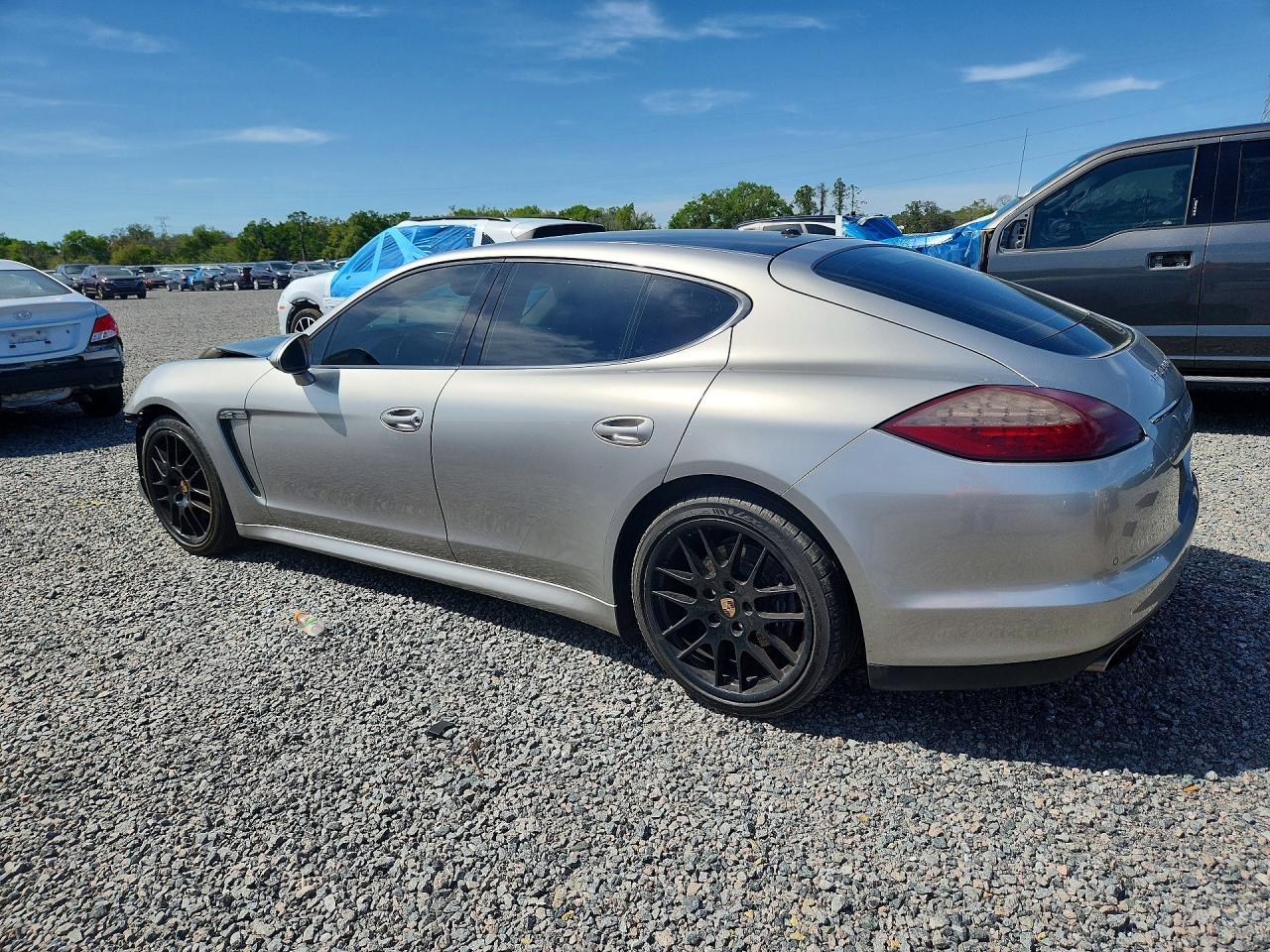 2011 Porsche Panamera 2 - Фото 2