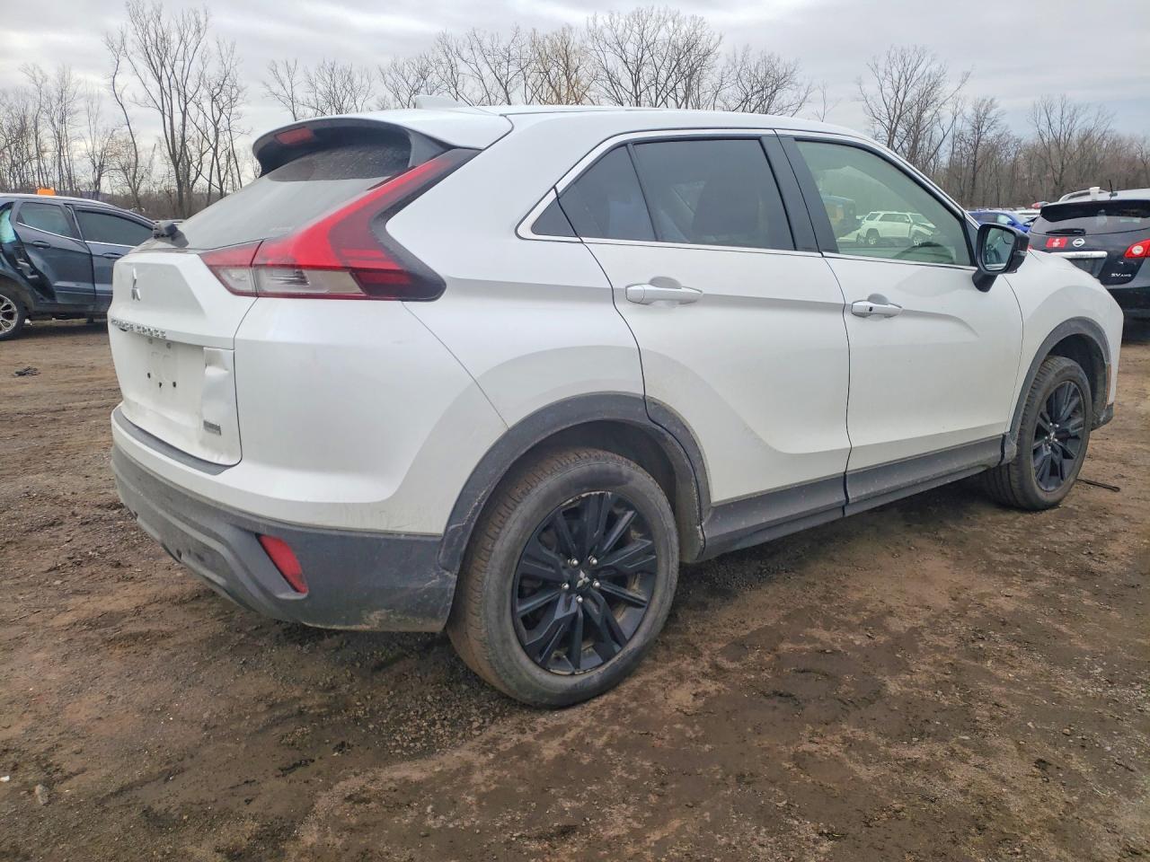 2024 Mitsubishi Eclipse Cross Le - Фото 3