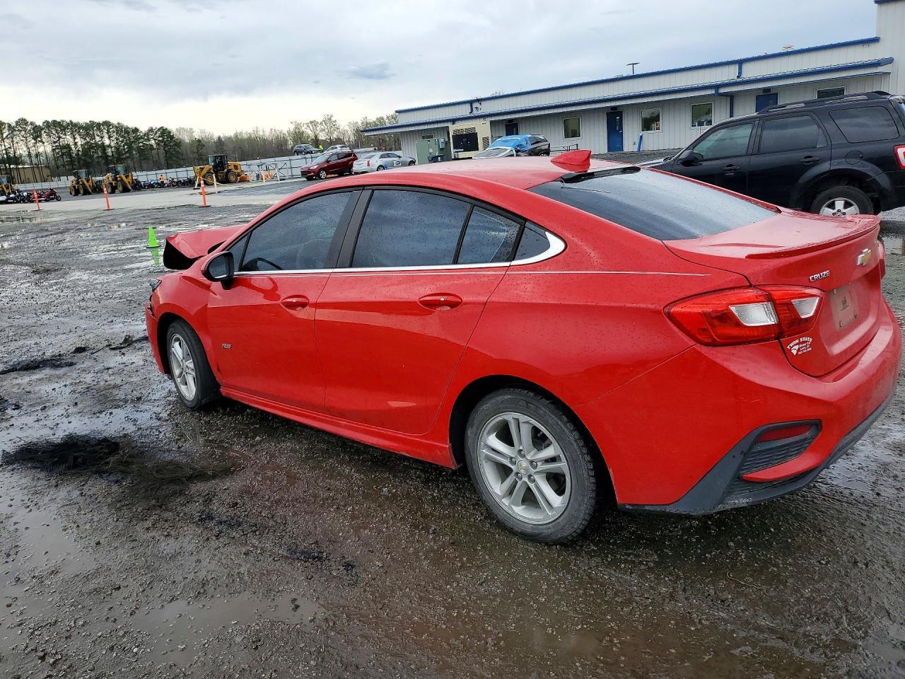 2016 Chevrolet Cruze Lt - Image 2