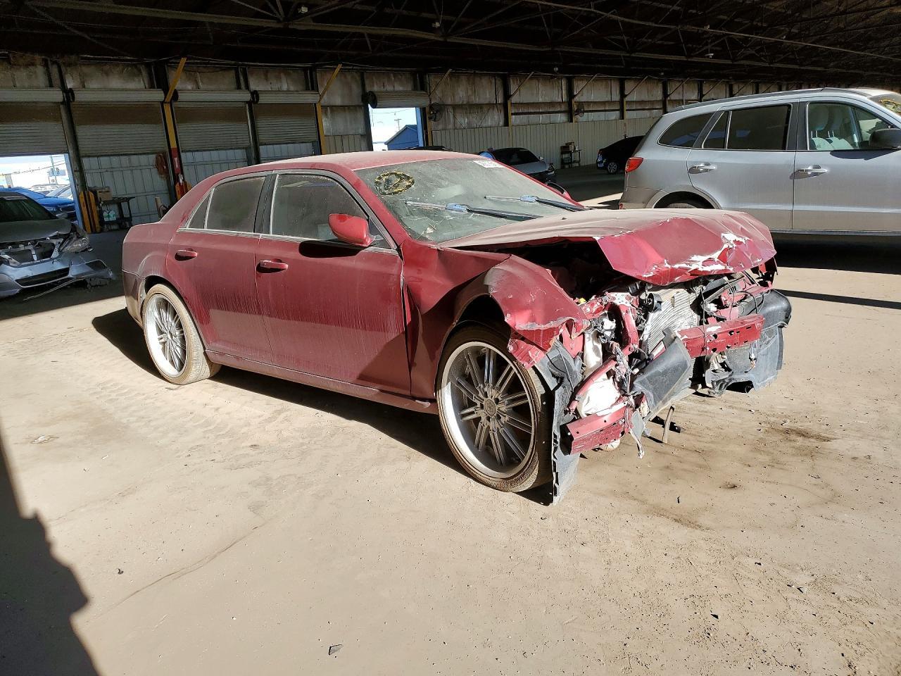 2013 Chrysler 300 - Фото 4