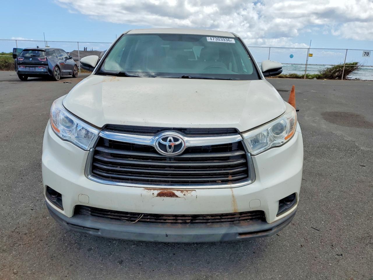 2014 Toyota Highlander Le - Image 5