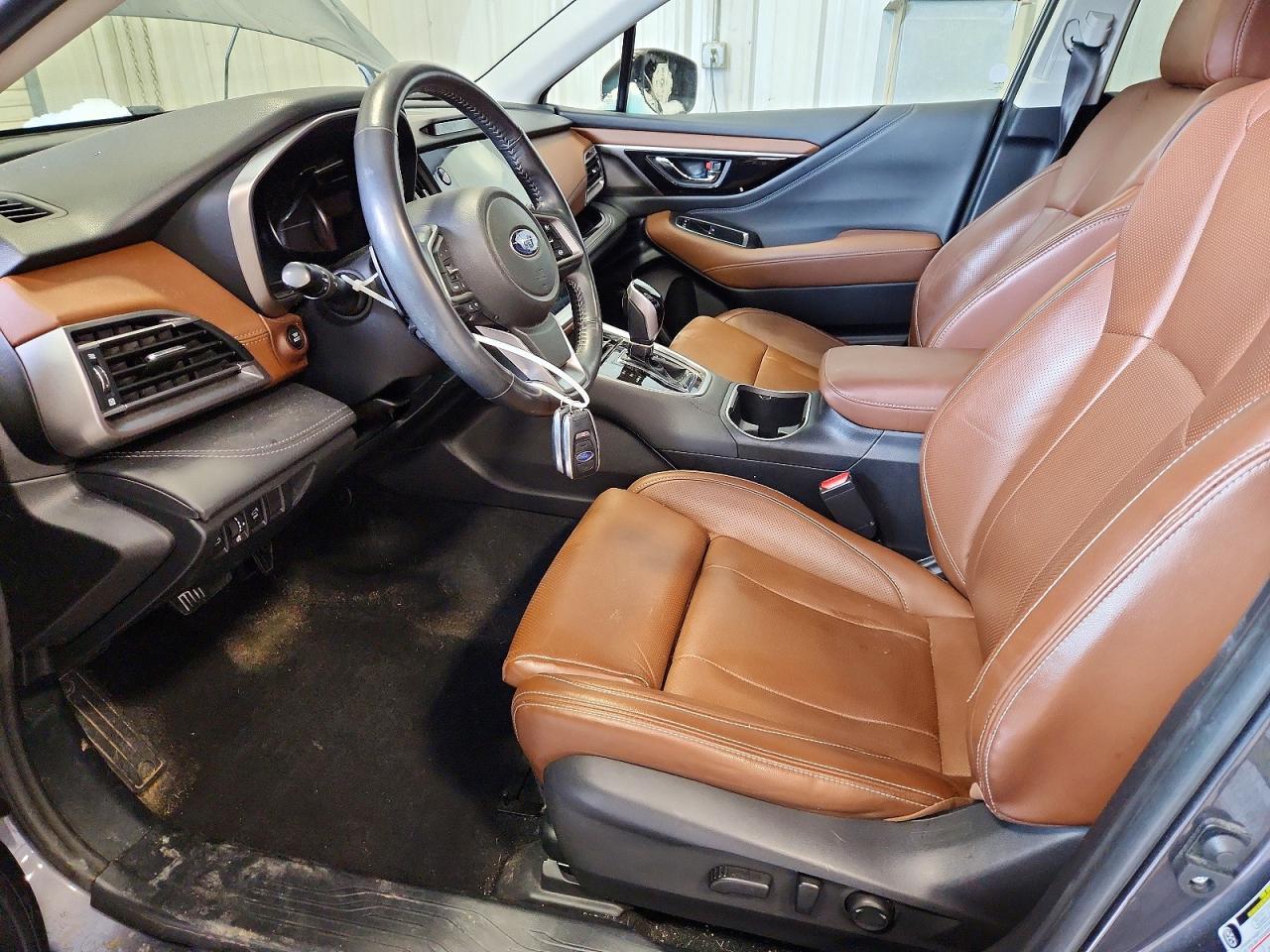 2020 Subaru Outback Touring - Image 7