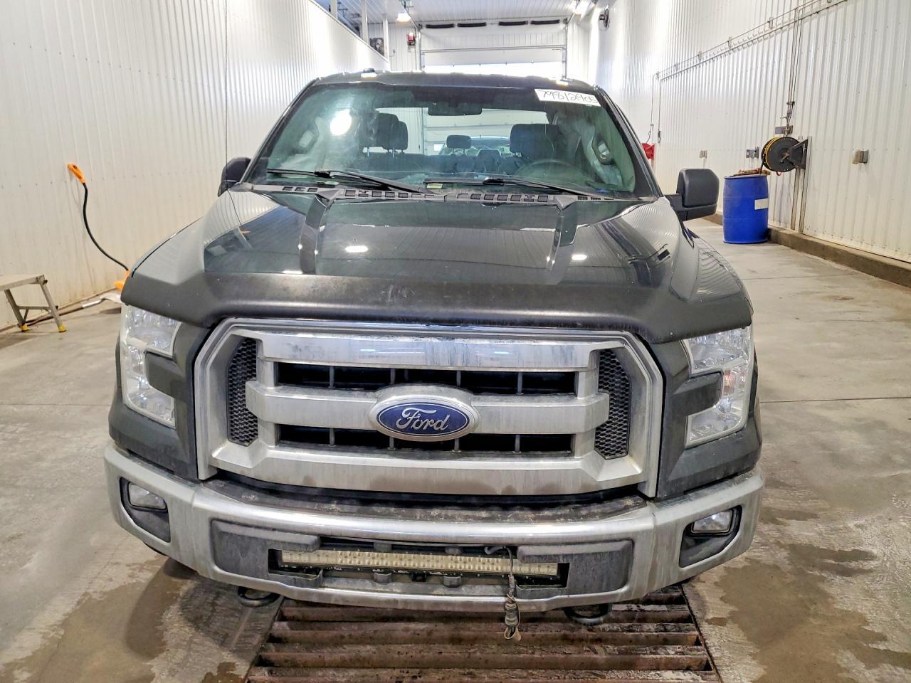 2015 Ford F150 Supercrew - Фото 5