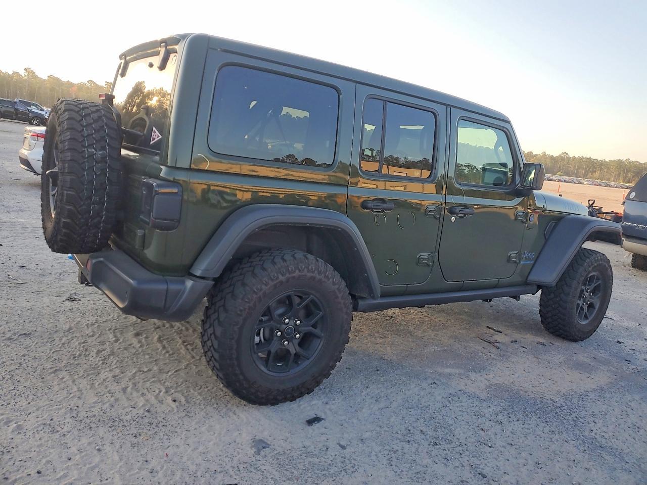 2024 Jeep Wrangler 4Xe - Image 3